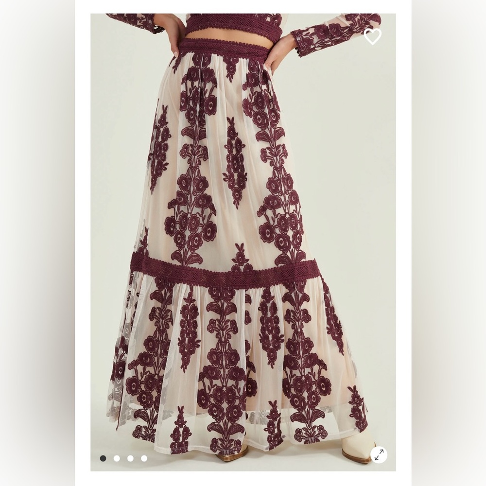 NWT Maude Floral Maxi Skirt Small #065 0925 (List for bottom only) - Picture 3 of 12